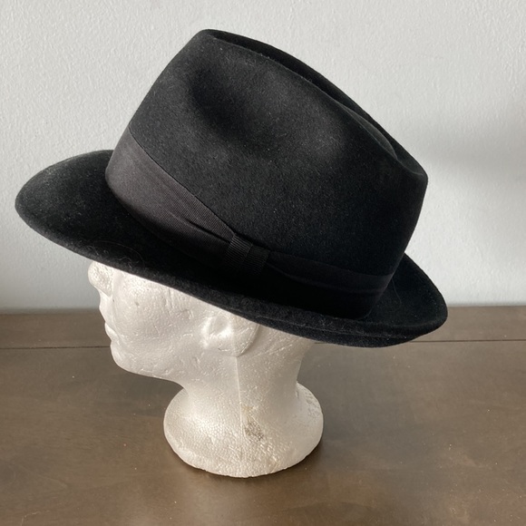 Hand crafted felt hat from Bolivia. - Picture 2 of 9